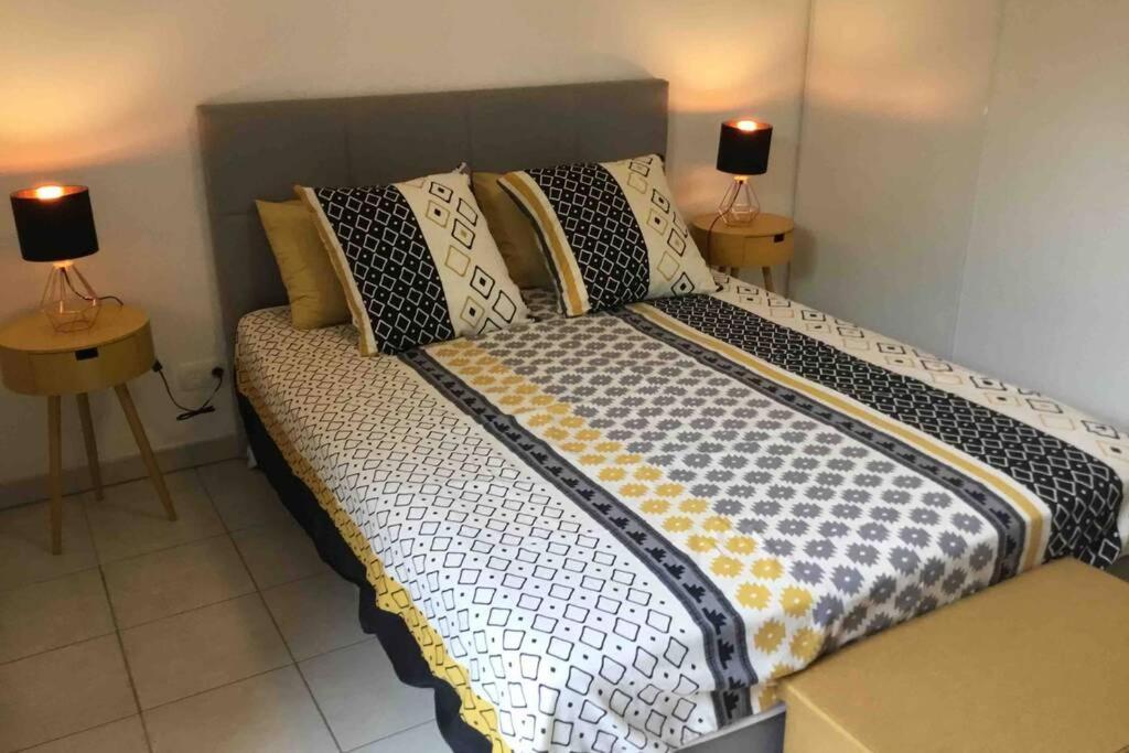 Spacieux Et Bel Appartement Avec Grande Terrasse Marseilles Exterior foto